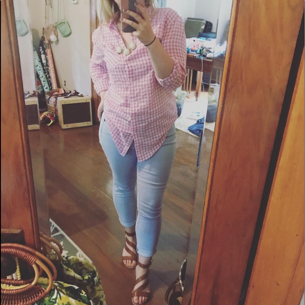 🔴4 for 25🔴 A New Day Pink Gingham Button Up